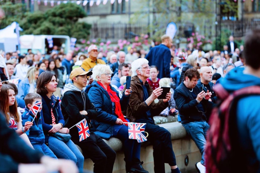 查尔斯王储登基