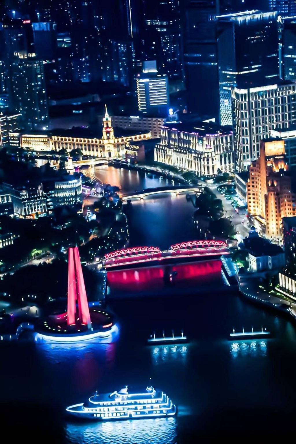 上海忙碌的一天