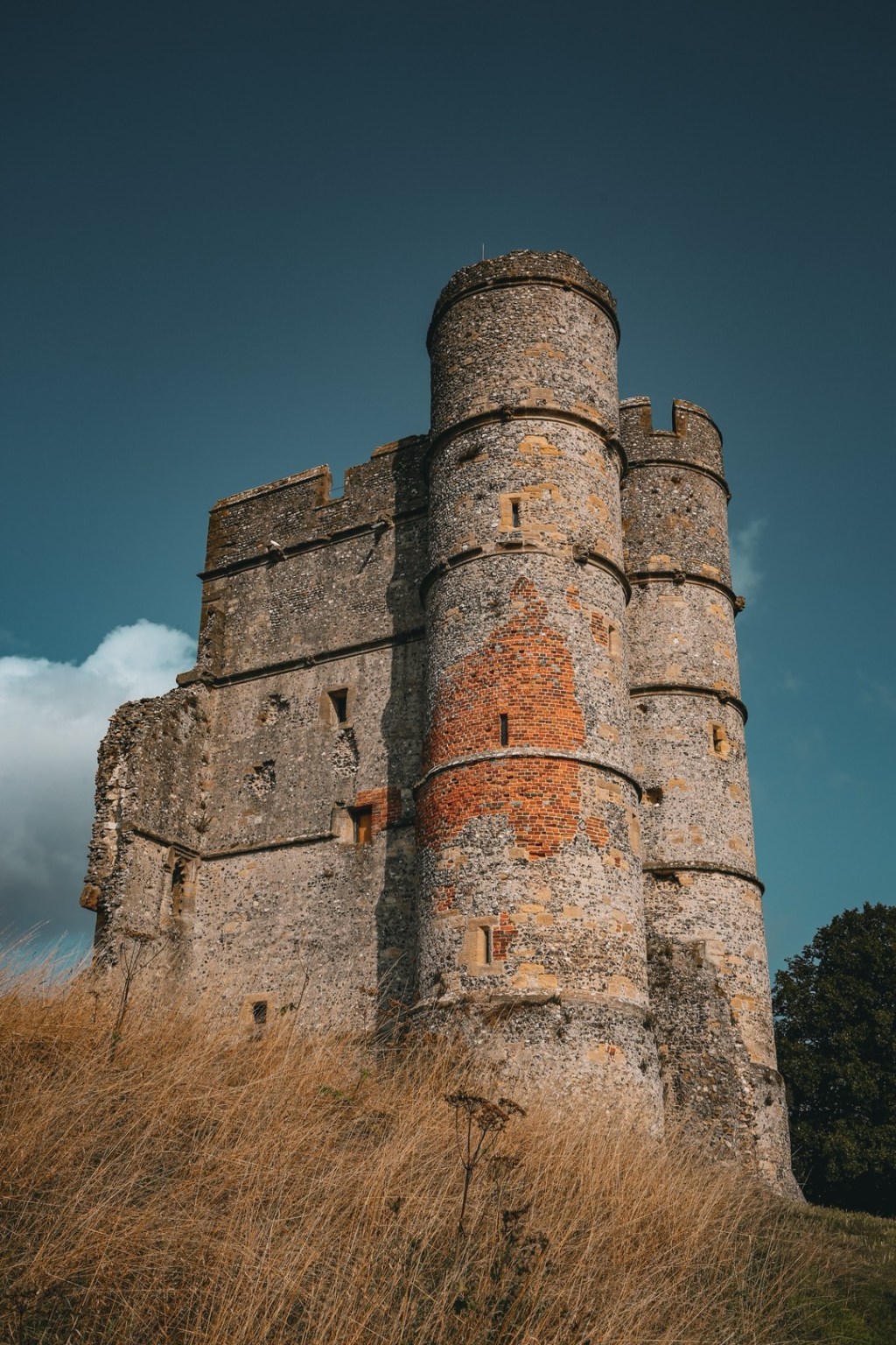 Donnington Castle 和 Shaw&nbsp;House