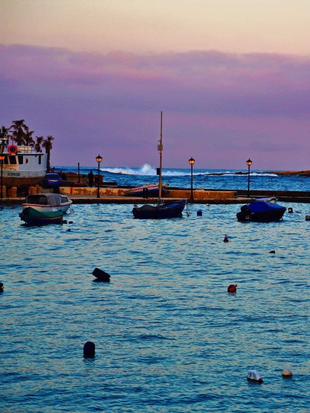 入夜后的马耳他