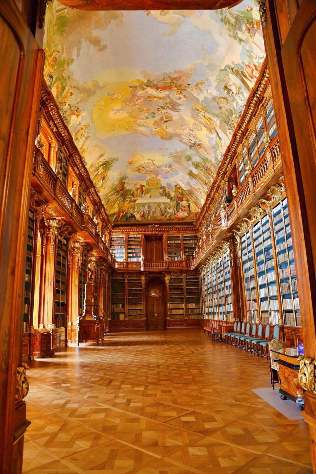 斯特拉霍夫修道院图书馆