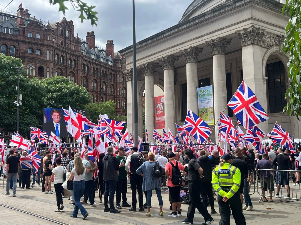 曼城极右翼势力