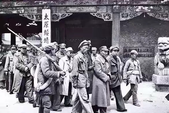 开国校尉 – 姥爷的奋斗 （第五篇：杂牌对王牌的太原战役）